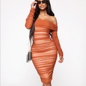 Ready In A Ruched Off Shoulder Midi Dress - Rust/Nude